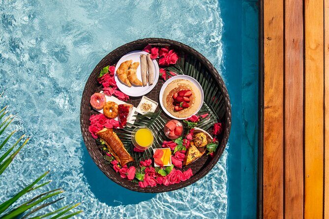 Aruba Floating Breakfast FREE Drone Videos, Champagne & Mimosas - Who this experience fits best in your Aruba plan