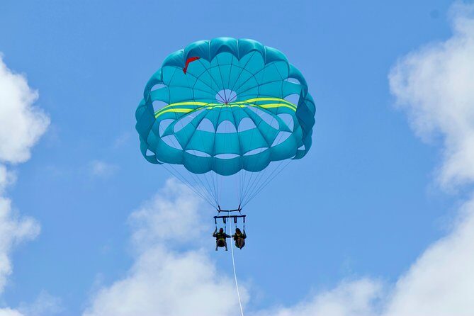 Aruba Parasailing with Unparalleled Views - Singles, Tandem, or Triples: How the Weight Rules Work