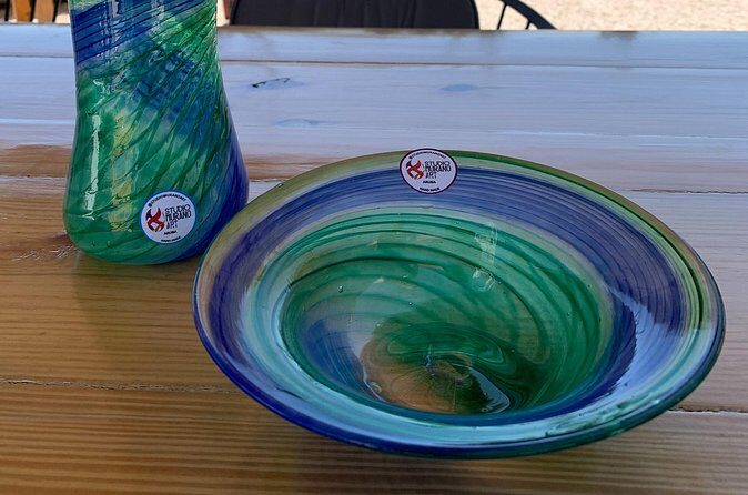 Glassblowing Workshop Make memories creating a glass piece - Food, drinks, and a welcoming studio vibe
