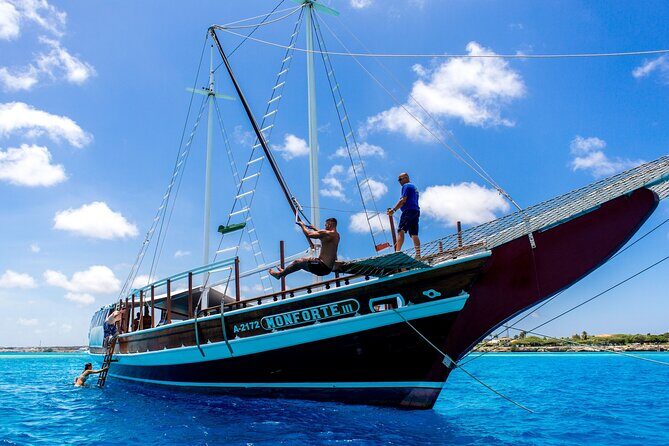 Luxury Lagoon Cruise with Onboard Chef and Signature Cocktails - The Chef’s Lunch (Why Food Here Feels Different)