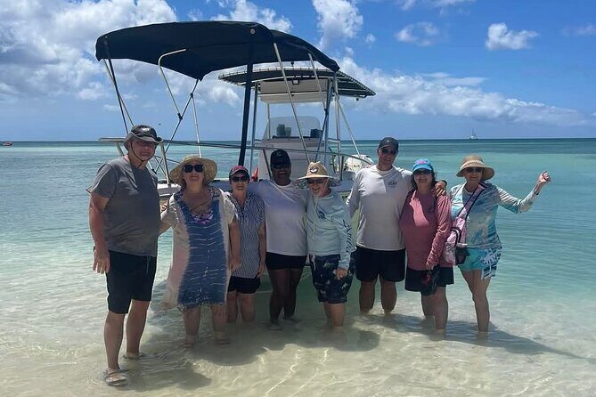Private Boat Tour in Aruba - Stop 2: Bucuti Yacht Club for food + a real break from the boat
